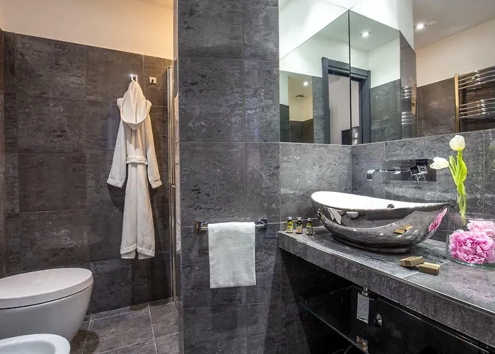 Konukevi Gcf Luxury Suites, 4*