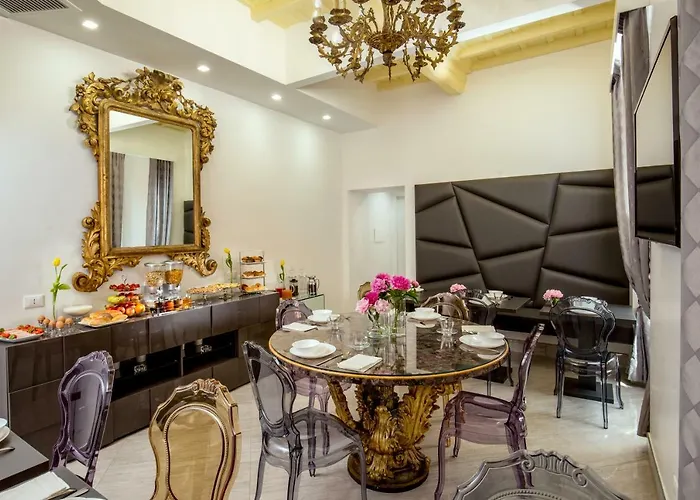 Gcf Luxury Suites, 4*